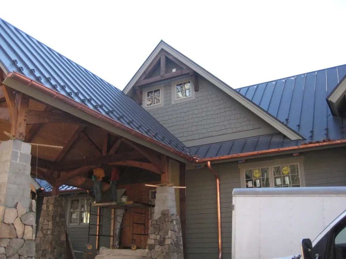 Craftsman Roofing team delivering quality roofing work in Holmes